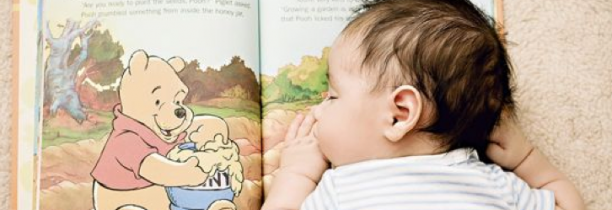 Lire des histoire à mon bébé : quand commencer ?