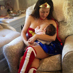 Alyssa Milano défend, avec ferveur, l'allaitement